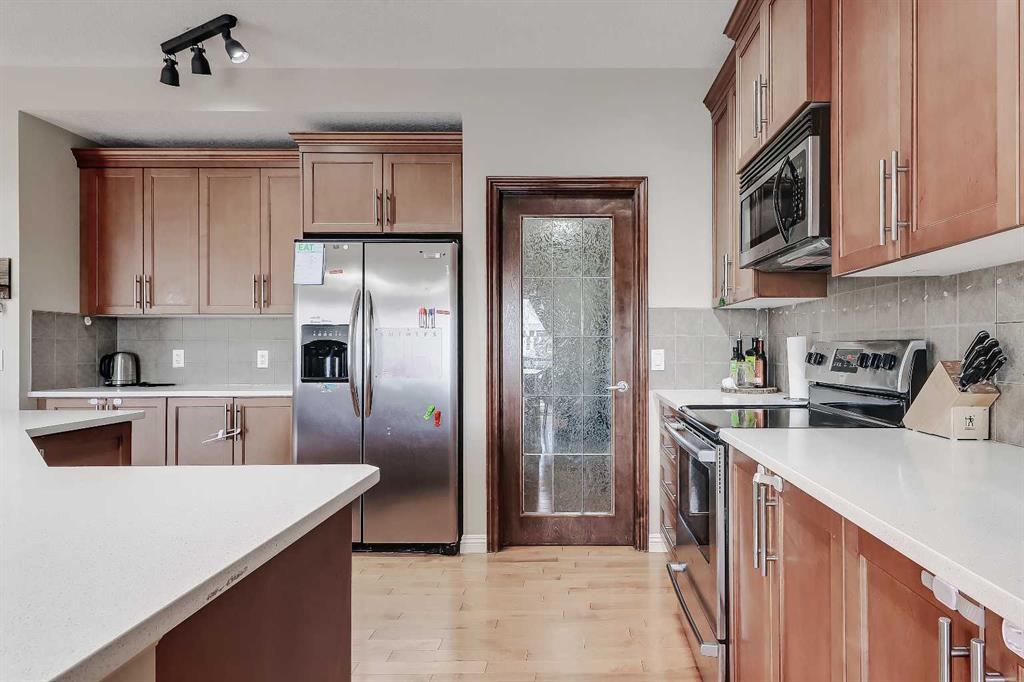 Picture for 196 Hawkmere Way 