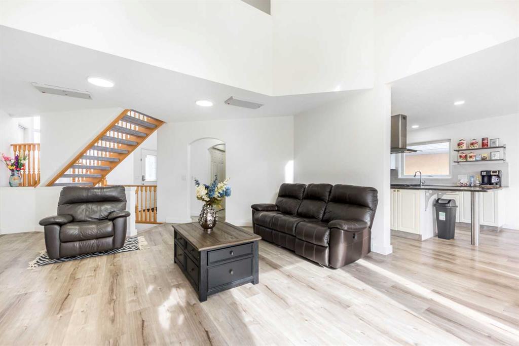 Picture for 230 Sierra Nevada Place SW