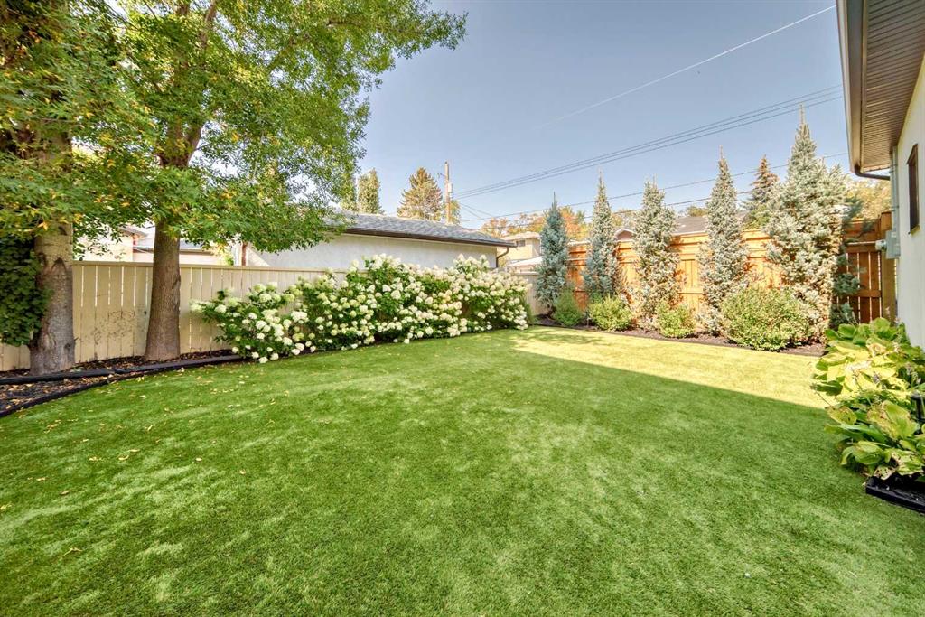 Picture for 69 Carmangay Crescent NW