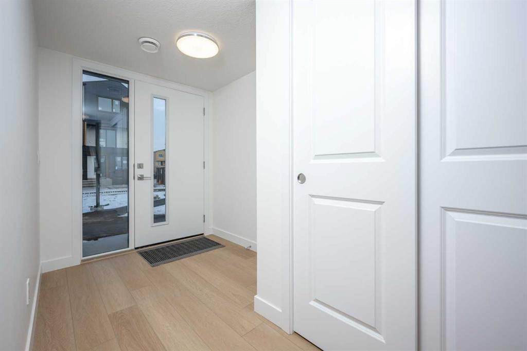 Picture for 302, 8535 19 Avenue SE