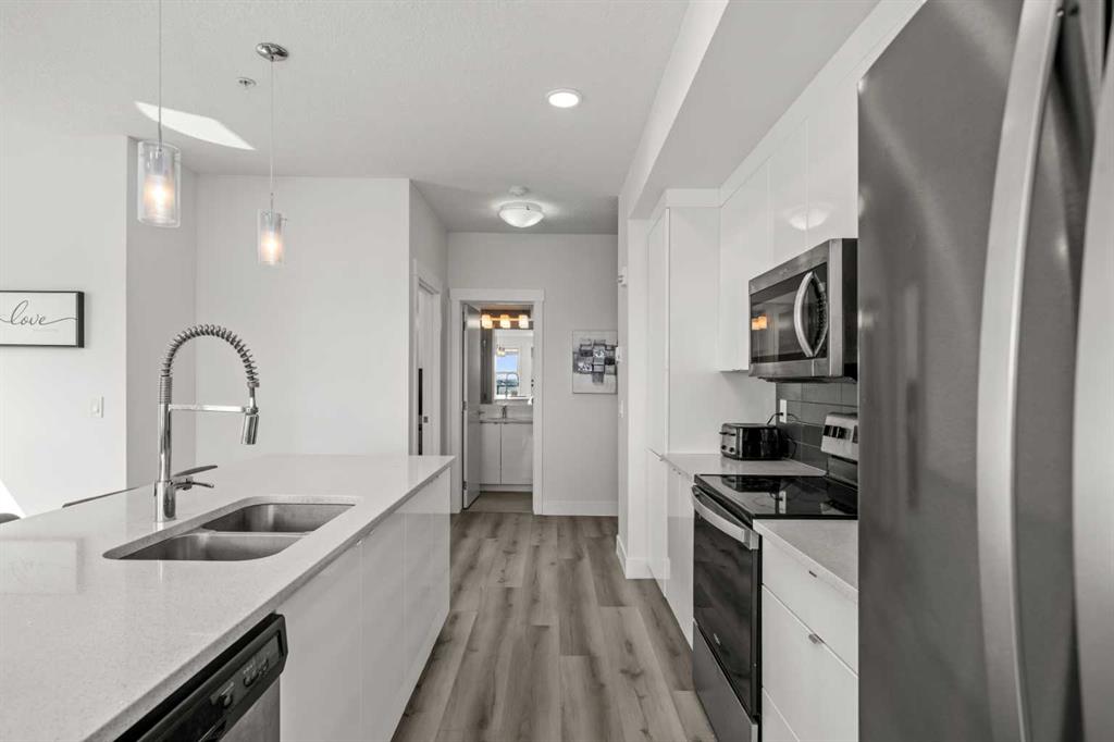Picture for 305, 19661 40 Street SE