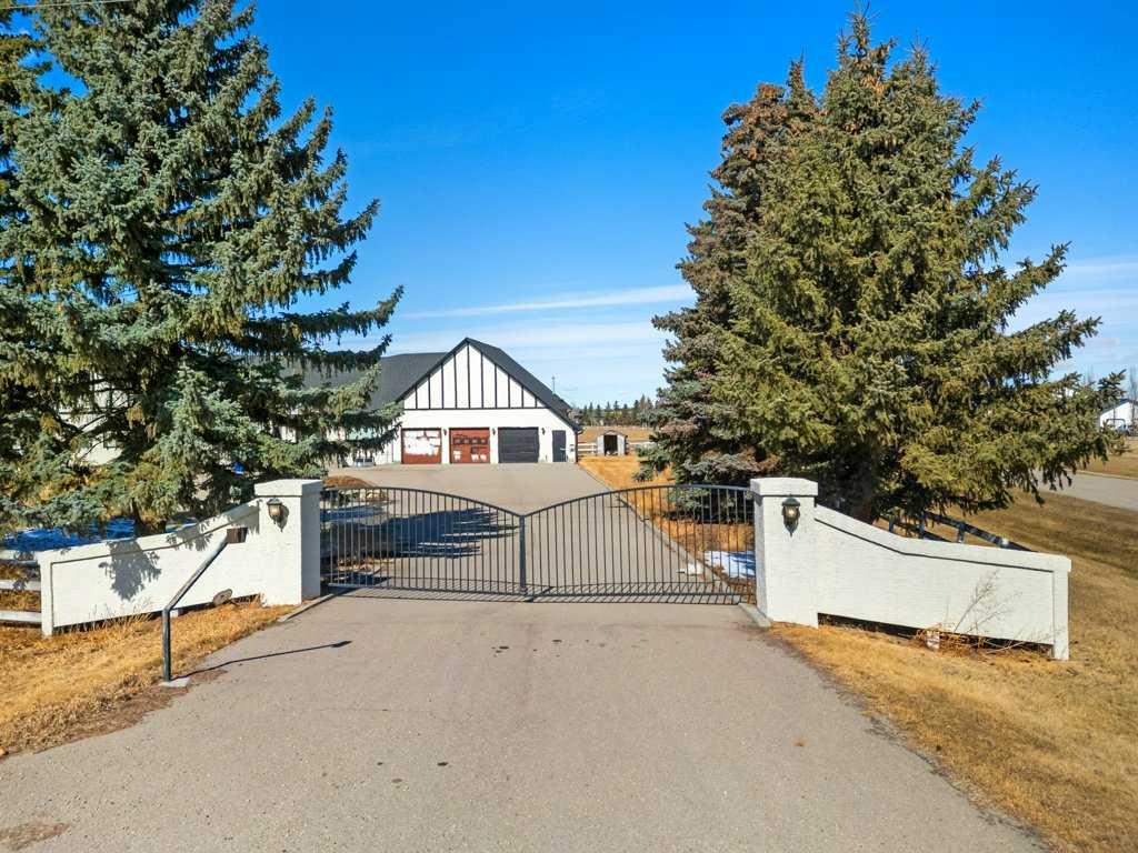Picture for 280108 Township Road 235A  