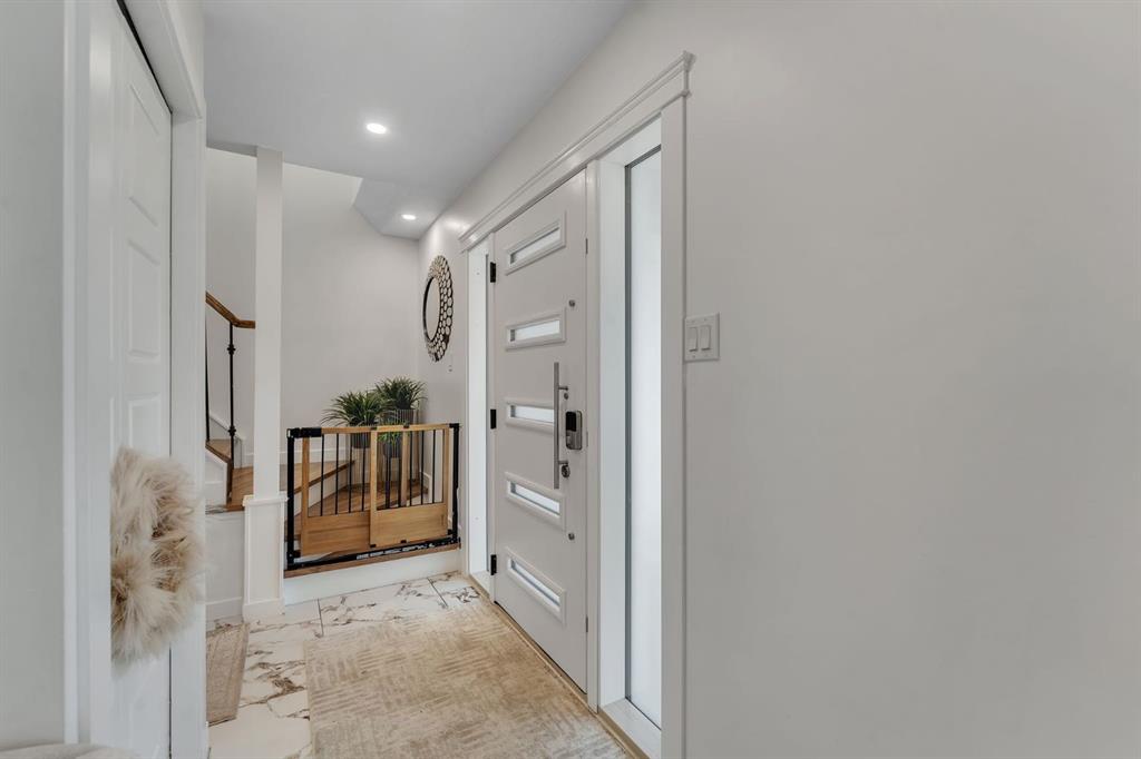 Picture for 316 Templeton Circle NE