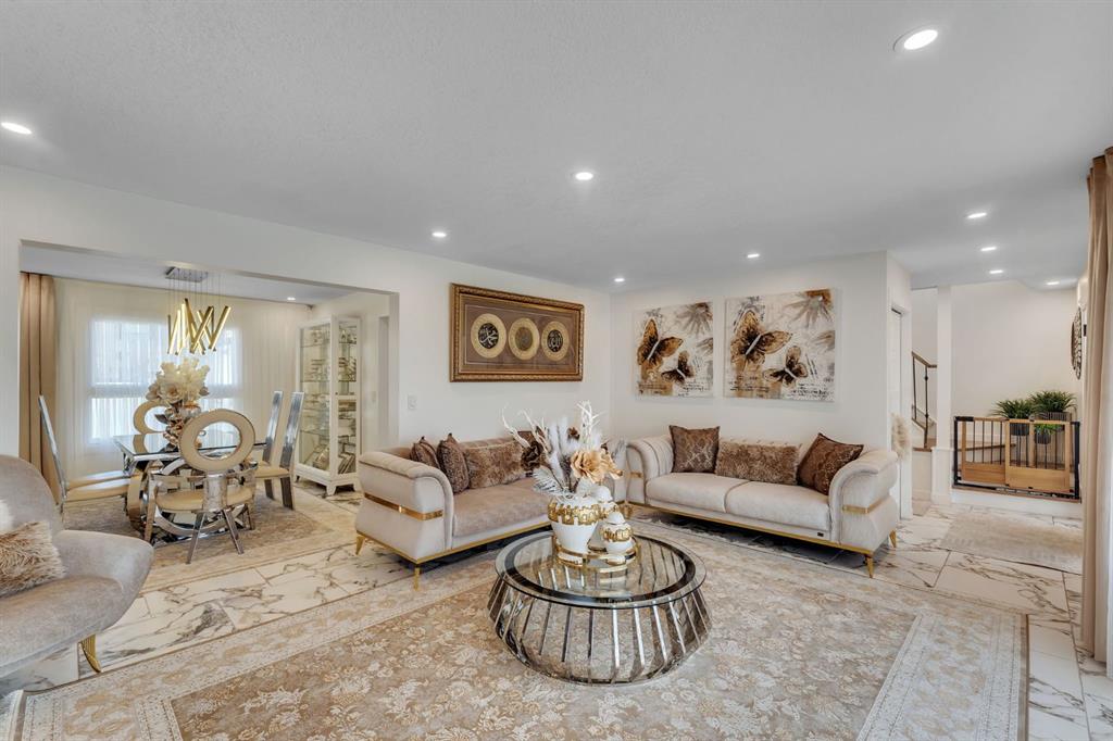 Picture for 316 Templeton Circle NE