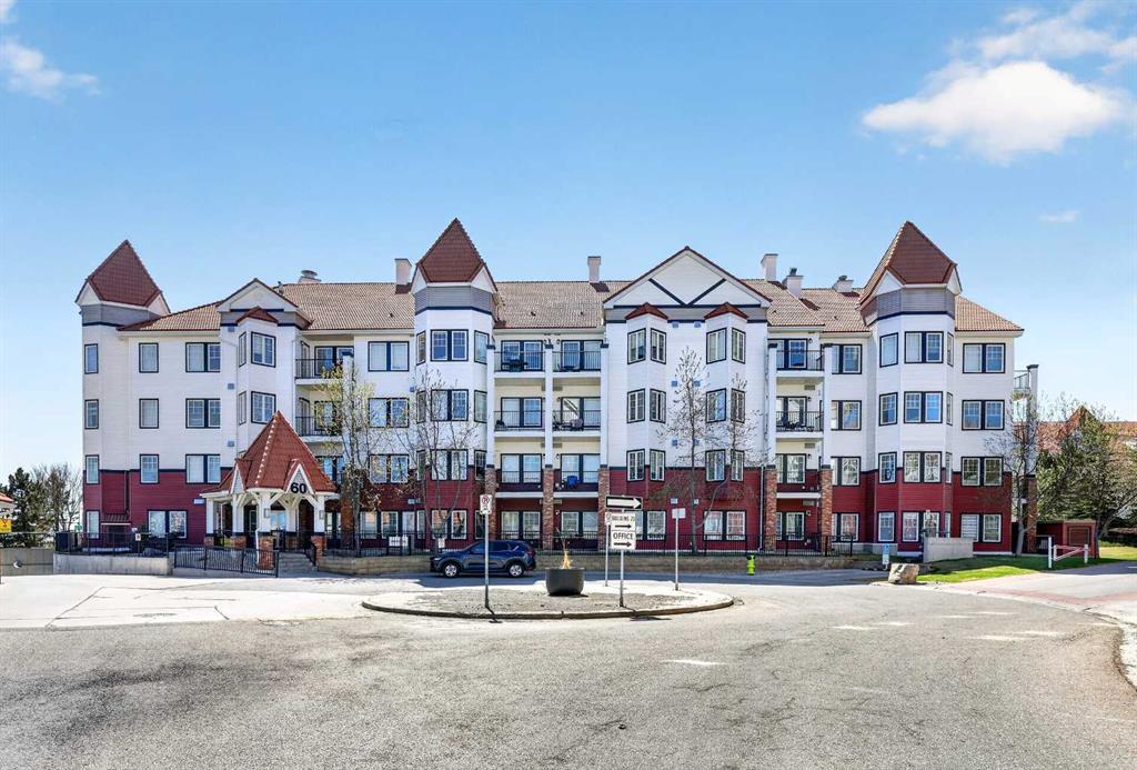 Picture for 137, 60 Royal Oak Plaza NW