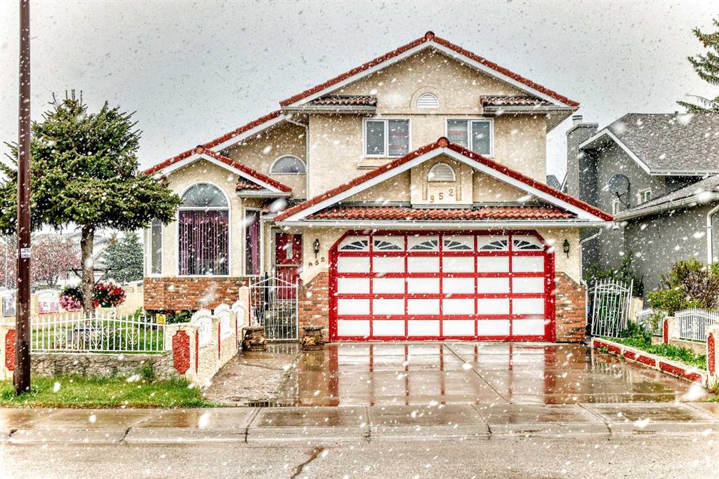 Picture for 952 Applewood Drive SE