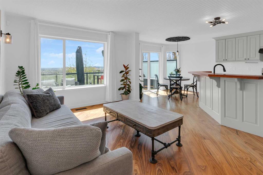 Picture for 223 Arbour Stone Rise NW