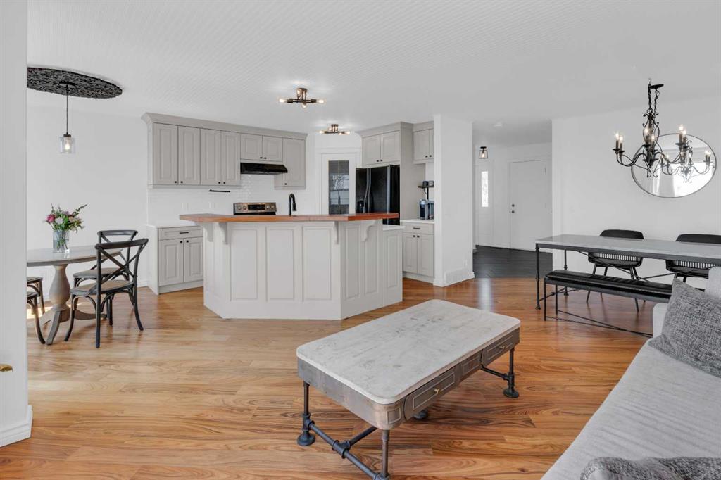 Picture for 223 Arbour Stone Rise NW