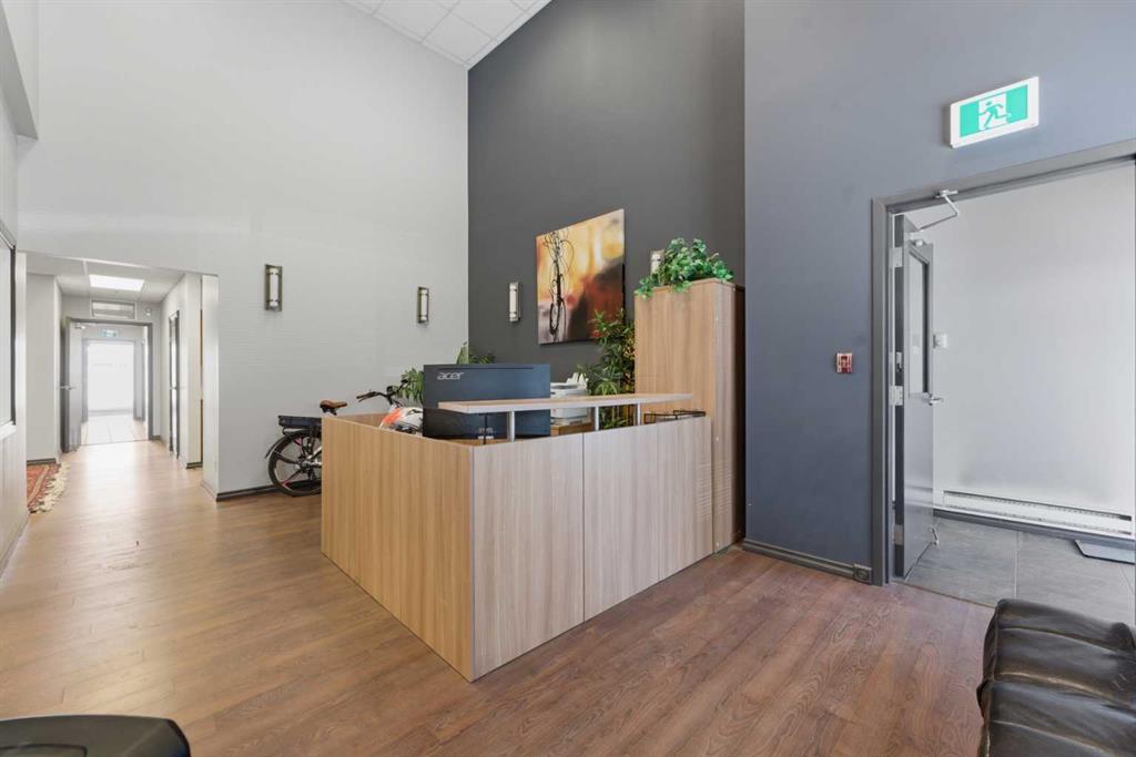 Picture for 7, 10 Wrangler Place SE
