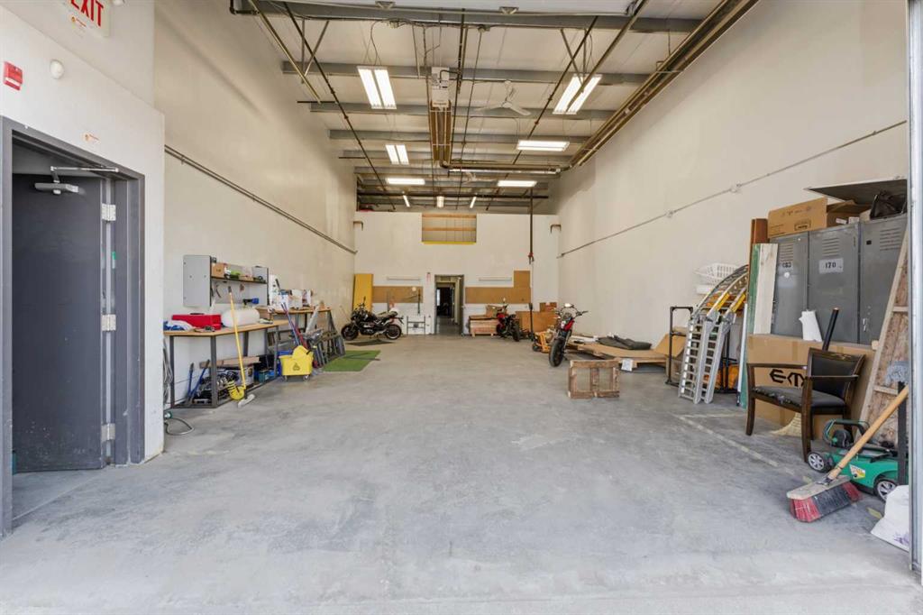 Picture for 7, 10 Wrangler Place SE