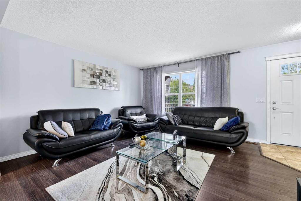 Picture for 58 Auburn Crest Green SE