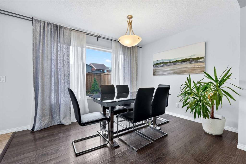 Picture for 58 Auburn Crest Green SE