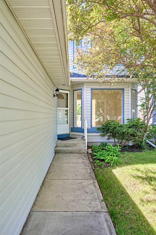 Picture for 128 Shawbrooke Close SW
