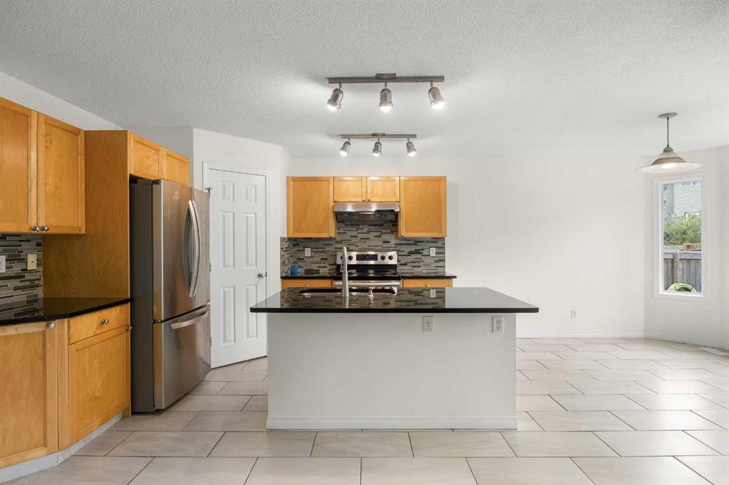 Picture for 144 Panamount Lane NW
