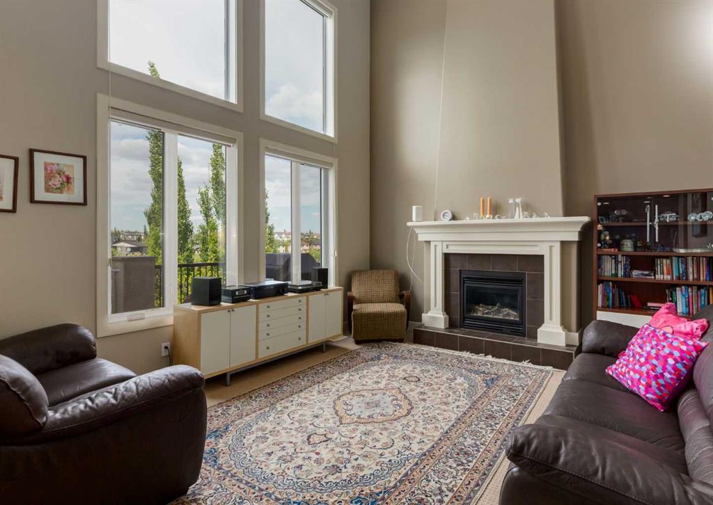 Picture for 98 Royal Ridge Mount NW