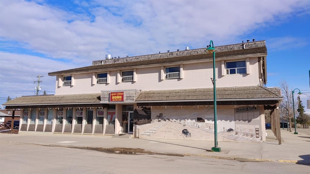 Picture for 9807 100 Street  https://www.cirrealty.ca/reb/creb/33/A2265633_3.jpg