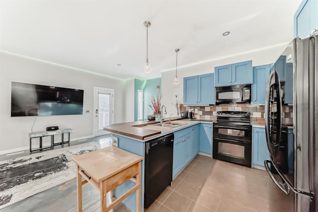 Picture for 51 Arbours Circle NW