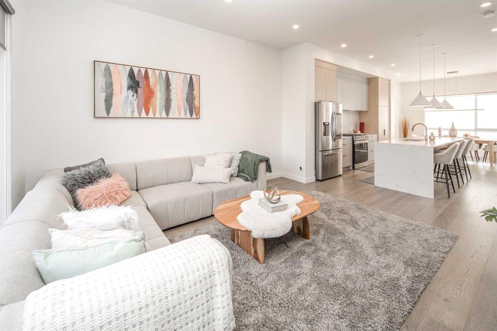 Picture for 2409B Richmond Road SW https://www.cirrealty.ca/reb/creb/33/A2266633_23.jpg