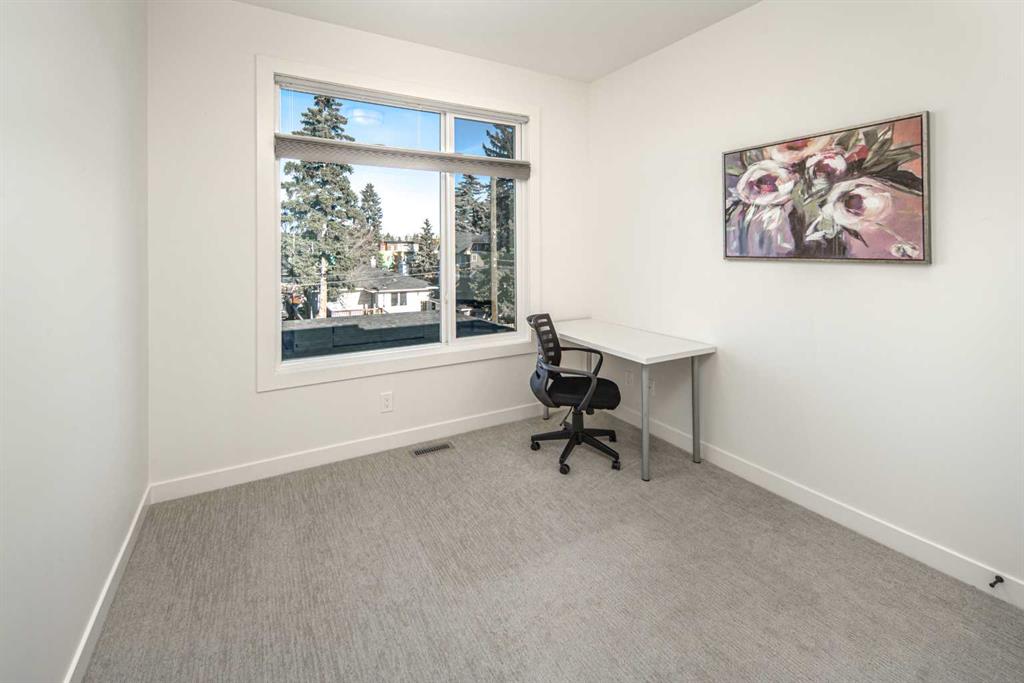 Picture for 2409B Richmond Road SW https://www.cirrealty.ca/reb/creb/33/A2266633_32.jpg