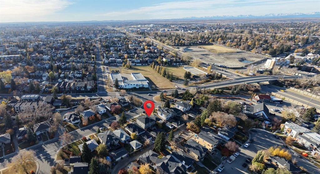 Picture for 2409B Richmond Road SW https://www.cirrealty.ca/reb/creb/33/A2266633_4.jpg