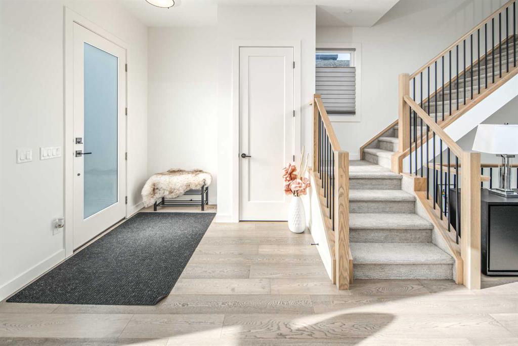 Picture for 2409B Richmond Road SW https://www.cirrealty.ca/reb/creb/33/A2266633_5.jpg