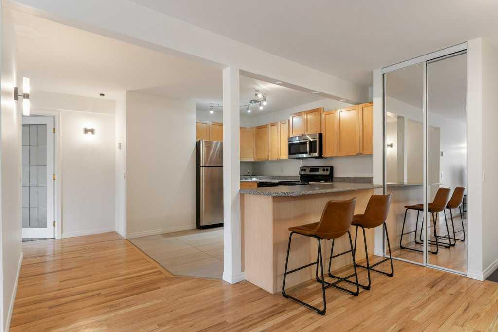 Picture for 10, 210 25 Avenue SW