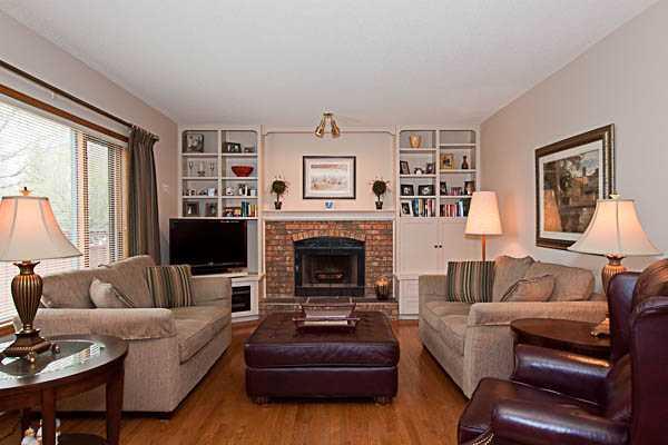 Picture for 165 Woodford Drive SW