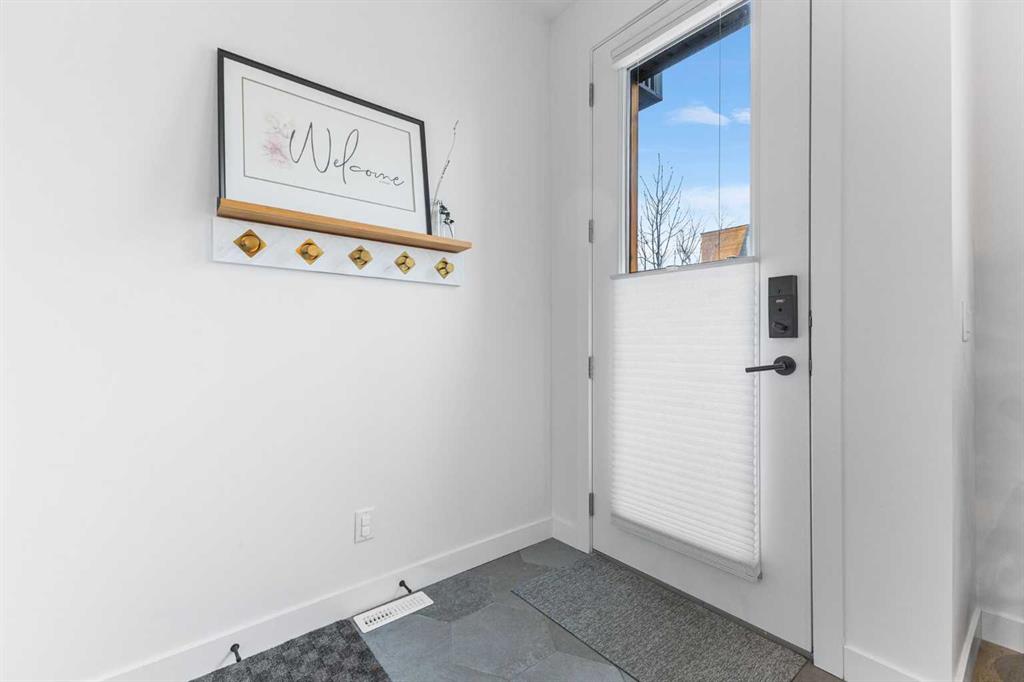 Picture for 4909 16 Street SW