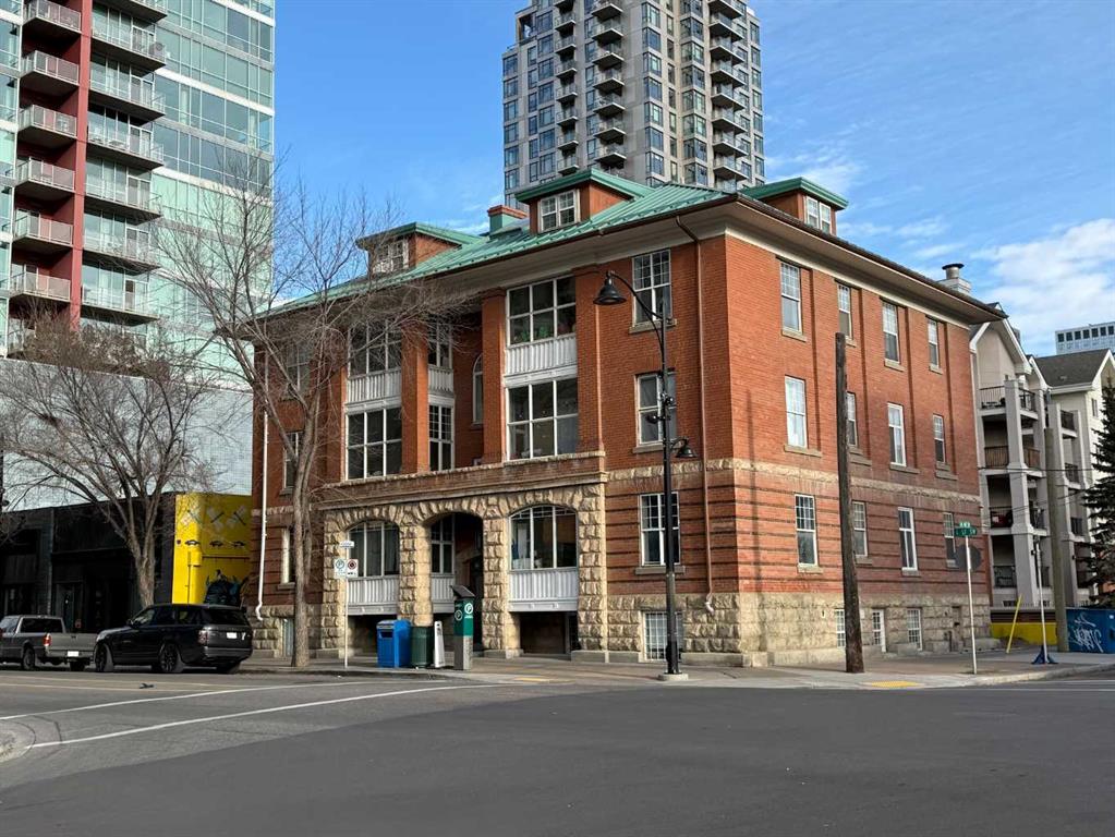 Picture for 1324 1 Street SW