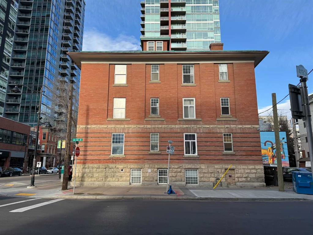 Picture for 1324 1 Street SW