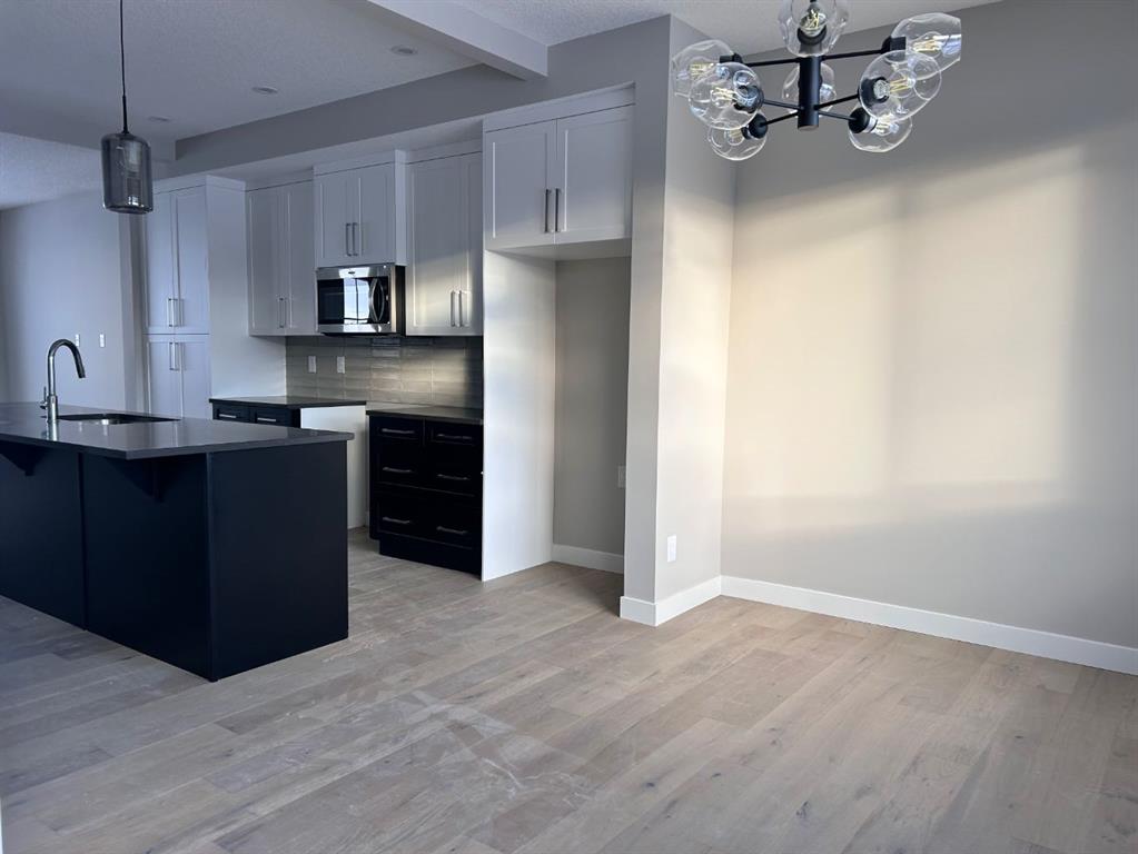 Picture for 33 Sora Gate SE