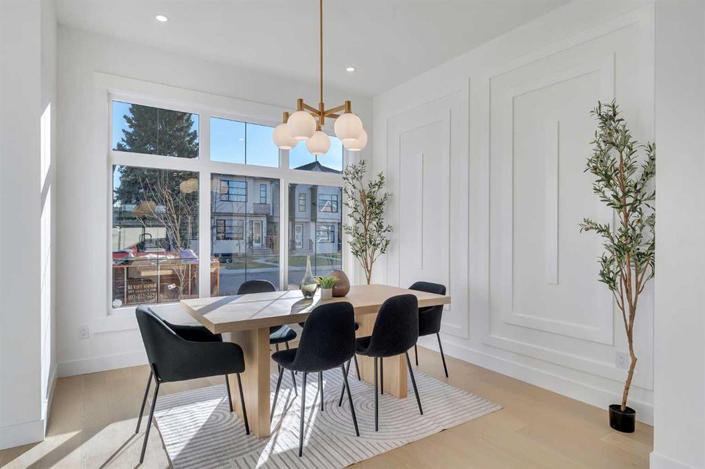 Picture for 454 22 Avenue NE