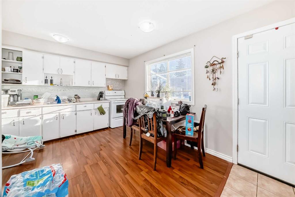 Picture for 702, 4719 33 Street 