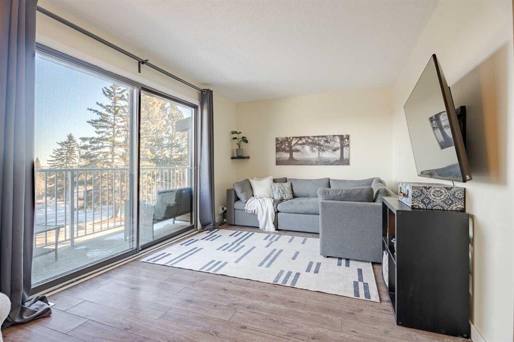 Picture for 65, 1055 72 Avenue NW