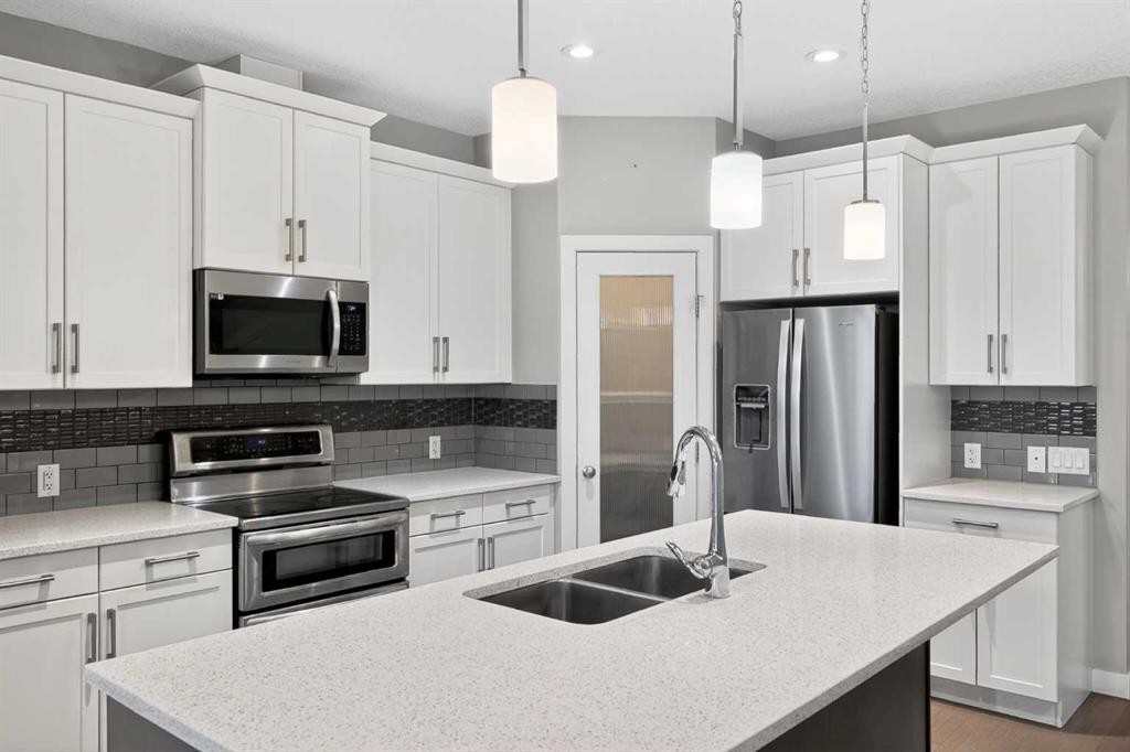 Picture for 130 Evanscrest Terrace NW