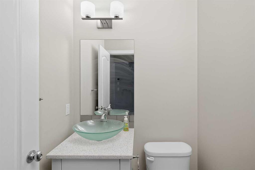 Picture for 130 Evanscrest Terrace NW