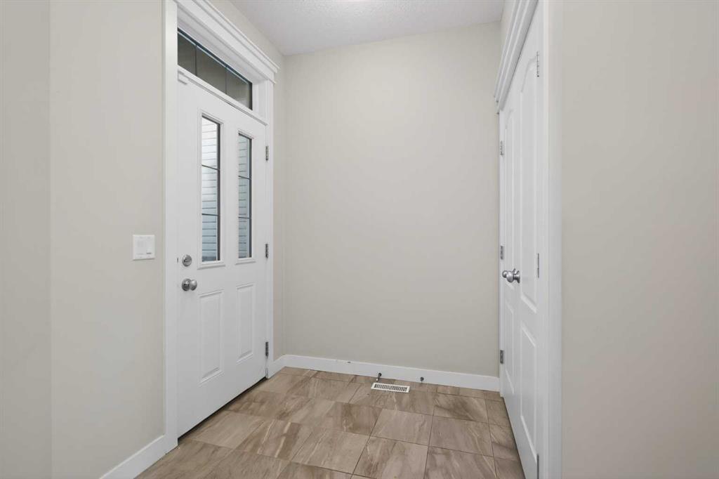 Picture for 130 Evanscrest Terrace NW