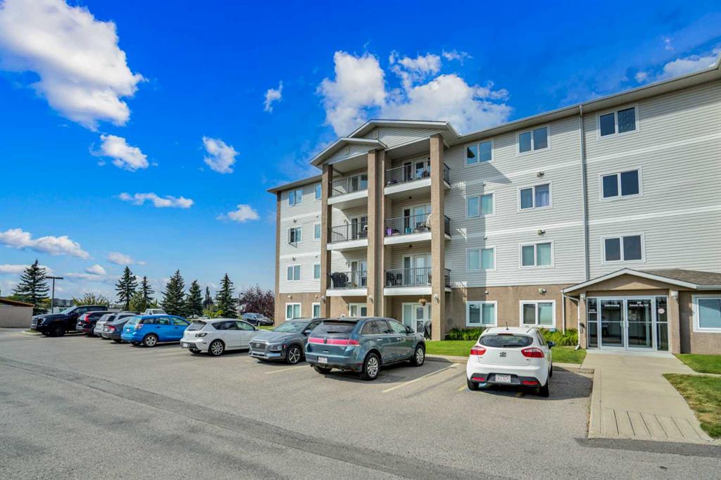 Picture for 107, 300 Edwards Way NW