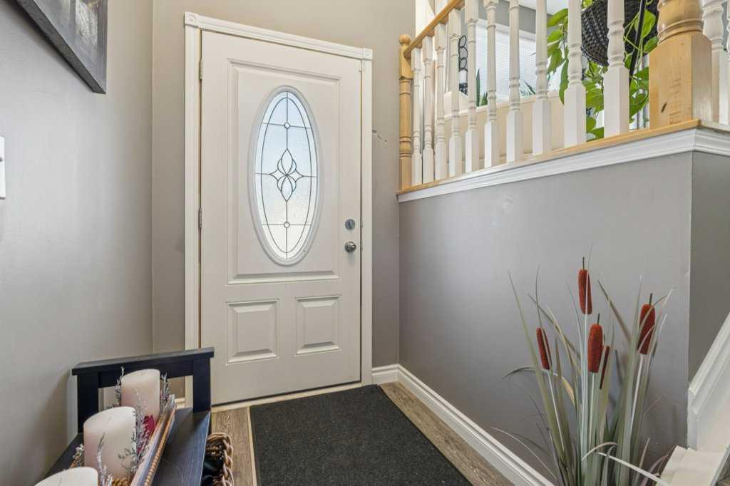 Picture for 11 Somervale Drive SW