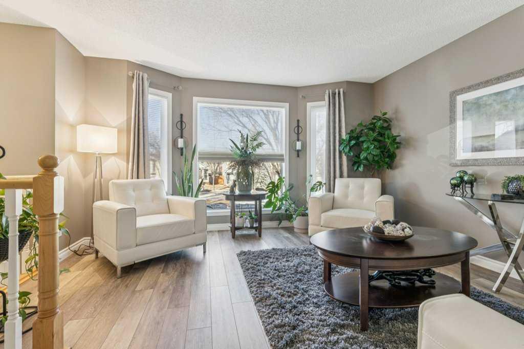 Picture for 11 Somervale Drive SW