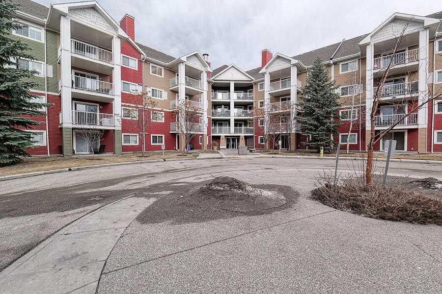 Picture for 4417, 10 Prestwick Bay SE