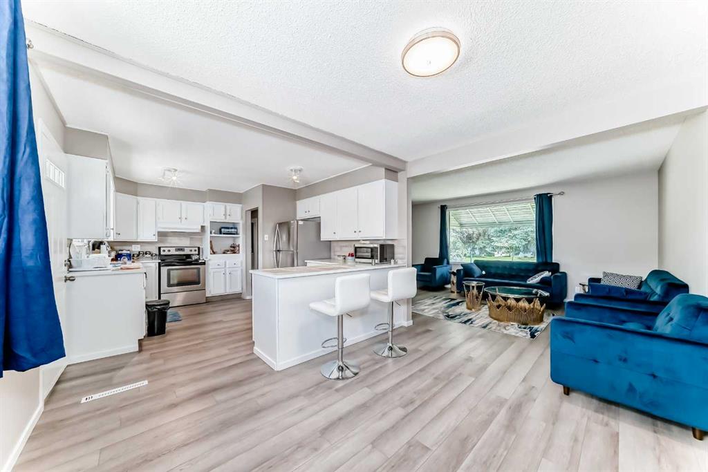 Picture for 627 Fortalice Crescent SE