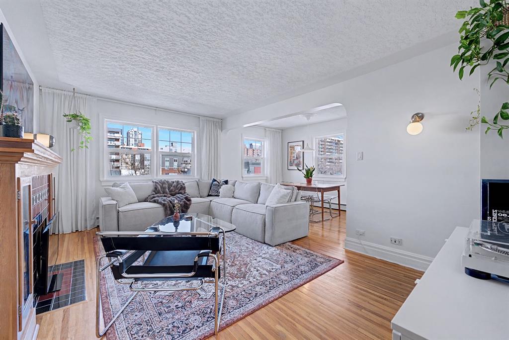 Picture for 11, 1125 17 Avenue SW