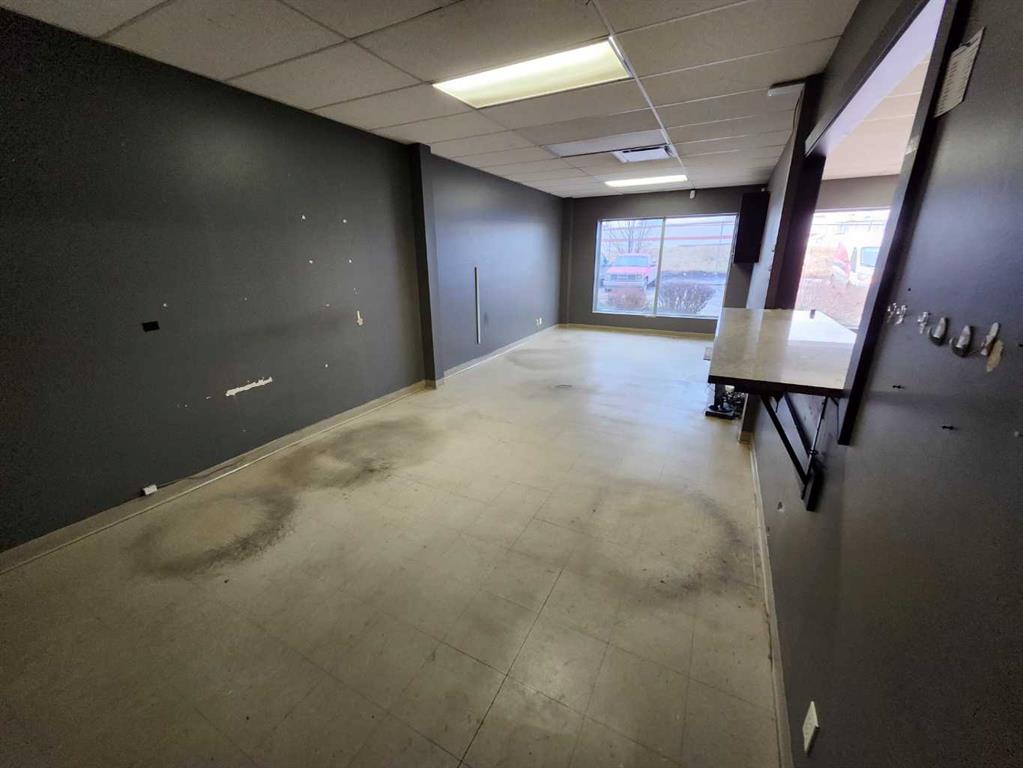 Picture for 34, 5610 46 Street SE