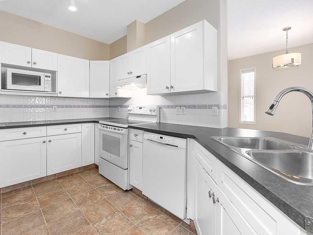 Picture for 601, 39 Hidden Creek Place NW