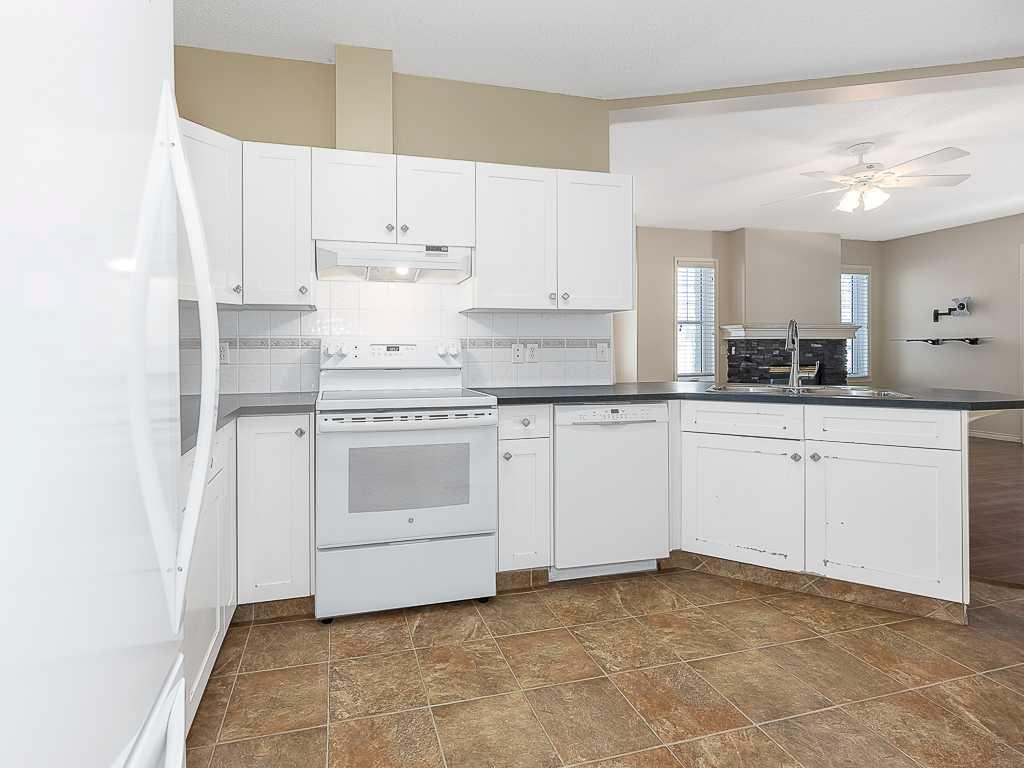 Picture for 601, 39 Hidden Creek Place NW