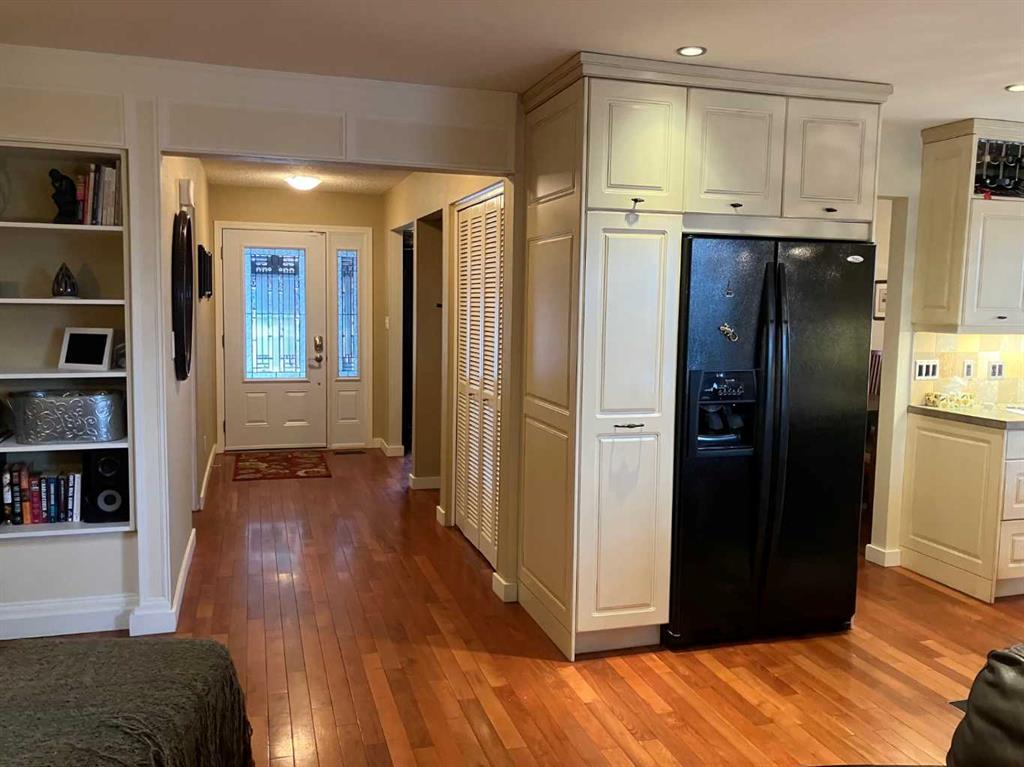 Picture for 219 Lake Wood Place SE