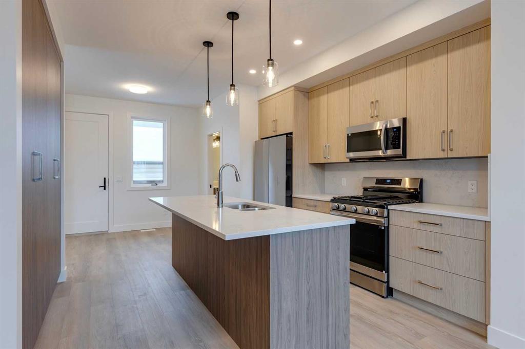 Picture for 2122 7 Street NW