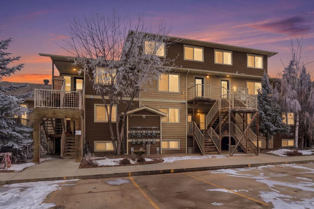 Picture for 207, 323 Fourth Avenue 