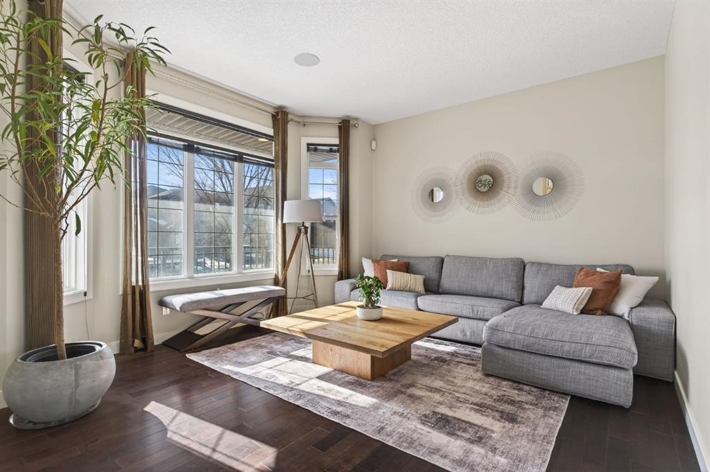 Picture for 999 Evanston Drive NW